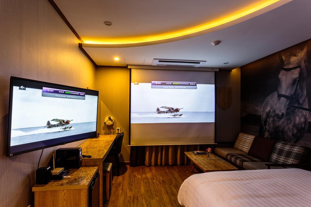 Rex Hotel Seogwipo Dış mekan fotoğraf